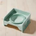 ciotola rialzata per gatti con ciotola in ceramica e supporto verde pino antivomito - Tavolo Quadrato + Ciotola in Ceramica / Verde Giada Pino