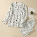 Comfortabele katoenen pyjama met schattige dinoprint, fijne nachtkleding voor zwangere vrouwen. - Hippo-pyjamaset voor zwangerschap