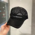 Casquette de baseball ajouree en tricot avec strass noirs pour femmes mode ete chapeau - Casquette de baseball noire à strass ajourée