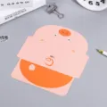 Lindo juego de papetería con tarjeta de felicitación y sobre de cerdo rosa para niños. - Cerdo