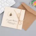 Tarjeta de felicitación vintage con colgante de velero de metal, sobre kraft, rústica. - Velero (319#帆船)