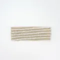 Diadema de punto ancha retro con rayas blancas deshilachadas, accesorio suave. - Caqui Claro