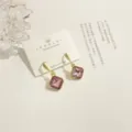 Koreanische elegante quadratische Kristall Ohrhänger mit 925er Silber Nadel für Damen. - Hellviolett
