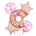 Vista dettagliata del set di palloncini in alluminio ciambella e stella per feste di compleanno. - Set di 5 pezzi per compleanno con farfalle