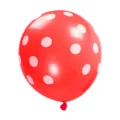 Ballon en latex rouge a pois en detail, ideal pour la fete d'anniversaire et la decoration festive. - Ballons en latex rouge à pois de 12 pouces