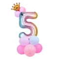 Ballon aluminium numéro 5 dégradé avec couronne et ballons colorés pour déco d'anniversaire - Kit colonne de ballons chiffre 5 dégradé 32 pouces