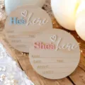 Nouveau-né en bois naissance annonce signe carte de jalon pour photographie de chambre de bébé - Rose