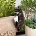 Ornement suspendu de planteur de dinosaure T-Rex en résine, détail de décoration de pot de jardin. - T-Rex / Bronze
