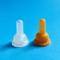 Ersatzmilchsauger aus Silikon und Latex fuer Katzen- und Hundewelpen Futterflaschen. - S / Transparent