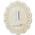 Wooden baby milestone card detail, engraved daisy flower pattern, number one newborn photo prop. - 15cm / Style 1
