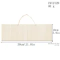Détail de la plaque suspendue en bois avec dimensions 30x10 cm et épaisseur 0,3 cm. - Forme de Rectangle (D)