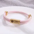 Braccialetto medico in tessuto rosa con targhetta in acciaio dorato diabete tipo 2. - Stile Allerta Medica / Corda Rosa Hardware Dorato
