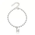Bracciale con catena di perline in acciaio inox e ciondolo lettera M strass donna. - Braccialetto a Sfere Iniziale M con Strass / Argento