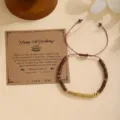 Pulsera trenzada de cuentas de piedra natural y tubos dorados, regalo de cumpleaños mujer - Pulsera 17 de Cumpleaños con Código Morse Dorado / Con Tarjeta