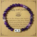 Pulsera elástica de cuentas de ágata morada con tarjeta de cumpleaños 45 para mujer. - Pulsera de Cuentas de Amatista Número de Cumpleaños 45 / Con Tarjeta