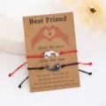 Pulseras de la amistad trenzadas a juego con dijes de carpa koi Yin Yang en tarjeta. - Pez Tai Chi Negro Y Rojo Cordón Encerado Tarjeta Paquete