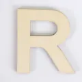 DIY houten hoofdletter R, natural houtschaafsel voor huisdecoratie, ambacht en fotografie rekwisiet. - Letter R / 11cm Hoogte