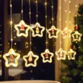 Weihnachtslichterkette Sternform Vorhang Licht mit süßen Weihnachtsmann Anhängern für Zimmer. - Cartoon Puppe Fünfzackiger Stern Stil