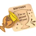 Tarjeta de felicitación de graduación de madera 3D placa personalizada con diseño globo regalo - Birrete de graduación y globo