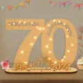 Hölzernes 70. Geburtstag LED Nummer Schild Deko Tischaufsatz Geschenk für Party - 70