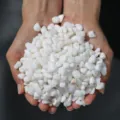 White decorative small pebbles stones for fish tank landscaping and plant pot decoration - 1 Jin / 0.5kg (0.7-1.5cm) / White Stone