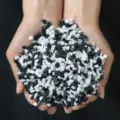 Black and white aquarium gravel, natural small stones for fish tank substrate decoration. - 1 Jin / 0.5kg (0.3-0.5cm) / Black and White