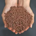 Red volcanic rock gravel for aquarium bottom sand and potted plant soil paving decoration. - 1 Jin / 0.5kg (0.4-0.8cm) / Red Volcanic Stone