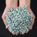 Natural green decorative gravel stones for fish tank aquarium landscaping and potted plants soil cover. - 1 Jin / 0.5kg (0.6-1.2cm) / Glazed Glass