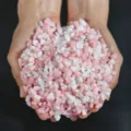 Pink and white decorative garden pebbles, small stones for succulent pots and landscaping. - 1 Jin Yingwu 0.5-1.2cm
