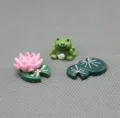 Miniature resin frog and lotus leaf figurines for micro landscape decoration DIY crafts. - Frog Set