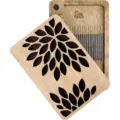 Portable wooden needle storage box with magnetic sliding lid and fine sewing needles included. - Wooden Box (6x9 cm) / Leaf Hollow Style