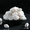 White decorative pebbles stones for fish tank garden and succulent plant pots display. - Clear