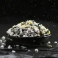 Colorful decorative pebbles for flower pots and fish tanks, assorted small stones. - Moon White Pebbles 0.3-0.5cm (500g)