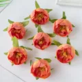 Künstliche Rosen Knospen Blumenköpfe, retro orange Blumen für Kränze und Deko Boxen. - Orange