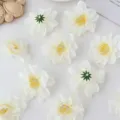 Flores de crisantemo artificiales blancas para guirlandes florales y accesorios Hanfu DIY. - Blanco Leche