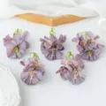 Cabezas de flores artificiales de trompeta moradas para accesorios de pelo y bodas. - Violeta Claro