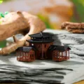 Nahaufnahme Detail chinesisches antikes Miniatur Pavillon Modell für Aquarien Landschaftsdeko. - Klassisches Antikes Gebäude Klein / 6x6x4cm