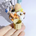 Miniatur Harz geflochtener Korb Detailbild, Puppenhaus Handwerk Zubehör für DIY Handyhülle. - Bambuskorb / 1 Stück