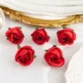 Kunstmatige rode rozen bloemhoofdjes zijden neprozen voor DIY bruiloft decor 5st Rood - Rood