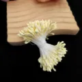 Helle gelbe künstliche doppelseitige Blumenstaubgefäße für DIY handgemachte Blumenarbeiten. - Flacher Rosenkopf / 330 Stück/Packung / Milchgelb