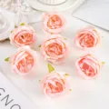 Rosa künstliche Rosenblüten Detailaufnahme, ideal für Hochzeitsdekoration und Fotografie-Requisiten. - Hellrosa