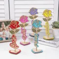 Rosa in Legno Centro Tavola Fiore Regalo Festa della Mamma Nome Personalizzato - Rosa B / Personalizzazione per pezzo singolo (circa 7x18 cm)