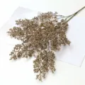 Detailansicht künstlicher Schleierkraut Zweig, ideal für Blumenarrangements Dekoration. - Kaffee