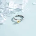 Piercing-Ring aus Titanlegierung mit einem glänzenden gelben Zirkon (4 mm) - 10mm / Gansgelb