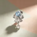 Hellblauer Schleifen-Piercingstecker mit Tropfen aus Titan in Silberoptik - Einzeln A1273-3# (V2)