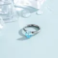 F136 Titanlegierung Segmentring Piercing Schmuck mit 4mm hellblauem Zirkon Stein - 8mm / Hellseeblau