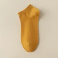 Herren Baumwolle Sneakersocken kurz, einfarbig schlicht atmungsaktiv bequem fuer Alltag - M82 (Einheitsgröße 39-46) / Kurkuma