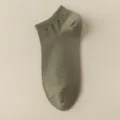 Herren einfarbige olivgruene Sneakersocken atmungsaktive Baumwolle Kurzsocken Freizeit Alltag - M82 (Einheitsgröße 39-46) / Armeegrün