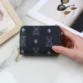Niedlicher schwarzer Kartenhalter mit Bärenmuster und goldenem Reißverschluss für Damen - Schwarz