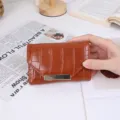 Élégant portefeuille marron pour femmes motif crocodile en cuir PU de haute qualité - Marron